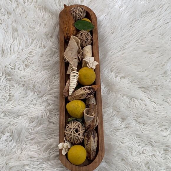 Global Designs Wooden Centerpiece Decor - Picture 4 of 5